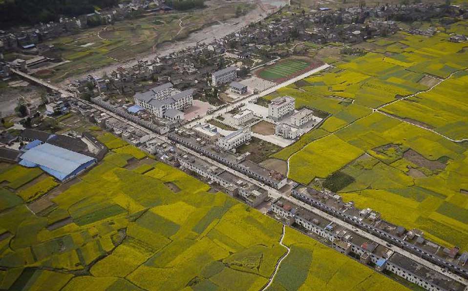 File Photos: Lushan County in SW China's Sichuan 