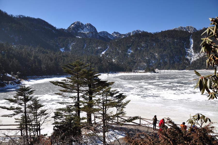 Photo shows the beautiful scenery in Luoji Mountain, Xichang City, China's Sichuan Province. (China.org.cn)