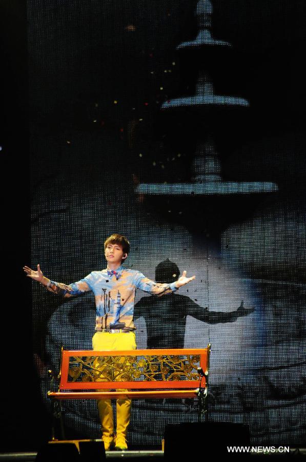 Singer Arron performs at his solo concert in Taipei, southeast China's Taiwan, May 4, 2013. (Xinhua) 