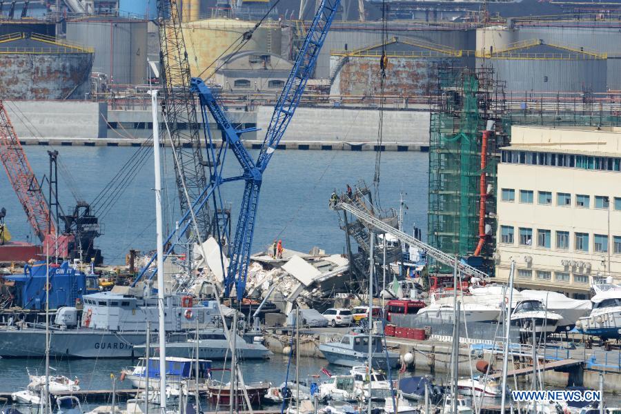 Photo taken on May 8 shows the fallen control tower in the port of Genoa, northern Italy.  (Xinhua/Davide Pambianchi)