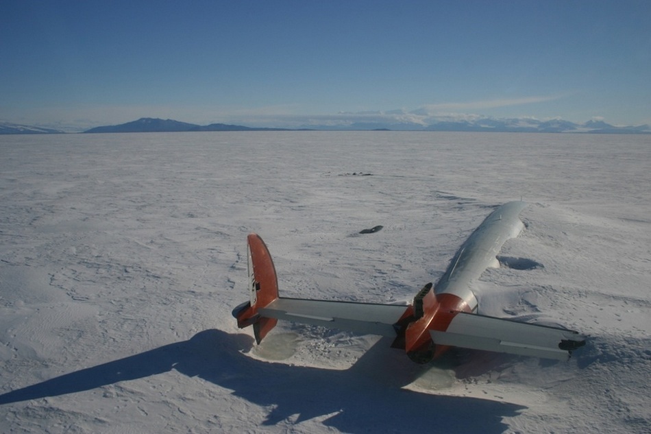 McMurdo sound, aircraft Pegasus, Antarctica. (Photo/huanqiu.com) 