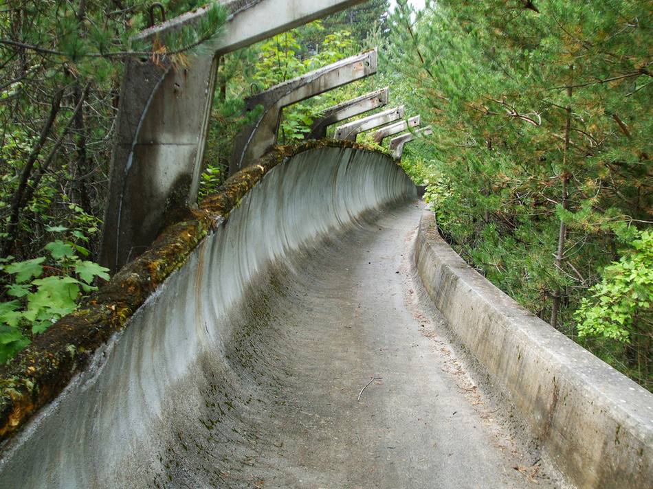 The sled track used in 1984 Winter Olympic Games, Sarajevo, Yugoslavia.(Photo/huanqiu.com) 