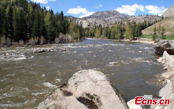 Photo taken in early May shows the amazing scenery of the Koktokay National Geopark in Fuyun County, Altay Prefecture, Northwest China's Xinjiang Uyghur Autonomous Region. (CNS)