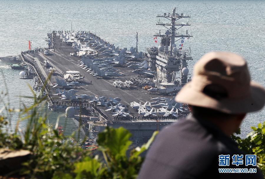 U.S. nuclear-powered warship arrives in S Korea (Xinhua Photo)