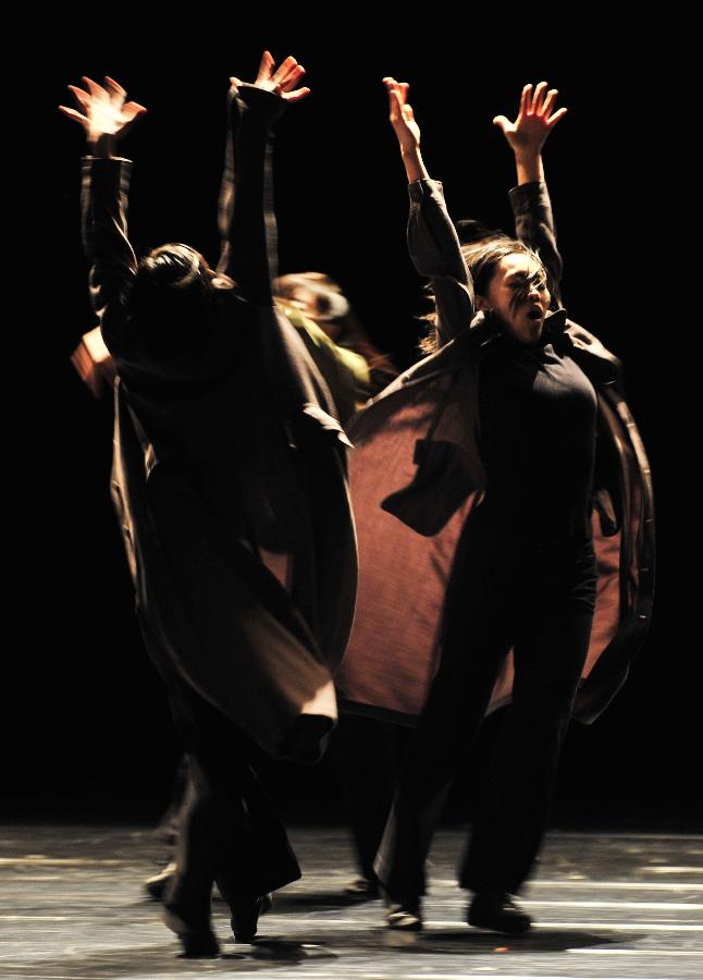 Dancers perform "Mirror and Music" which is created by Japanese Saburo Teshigawara at the Novel Hall for Performing Arts in Taipei, southeast China's Taiwan, May 16, 2013. The performance started in Taipei on Thursday and will last for three days here. (Xinhua/Wu Ching-teng) 