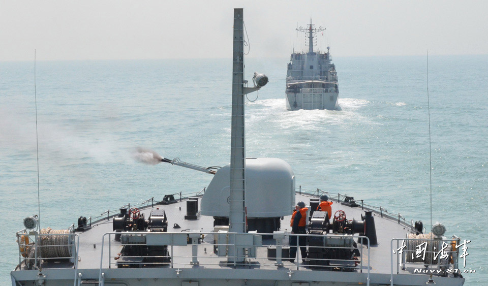 A landing ship brigade under the East Sea Fleet of the Navy of the Chinese People's Liberation Army (PLA) conducts a large-scale landing training recently, which has effectively tested and enhanced ships' overall combat level and emergency handling capability under complex conditions. (navy.81.cn/Li Yeyong, Li Hao, Wu Yajiang)