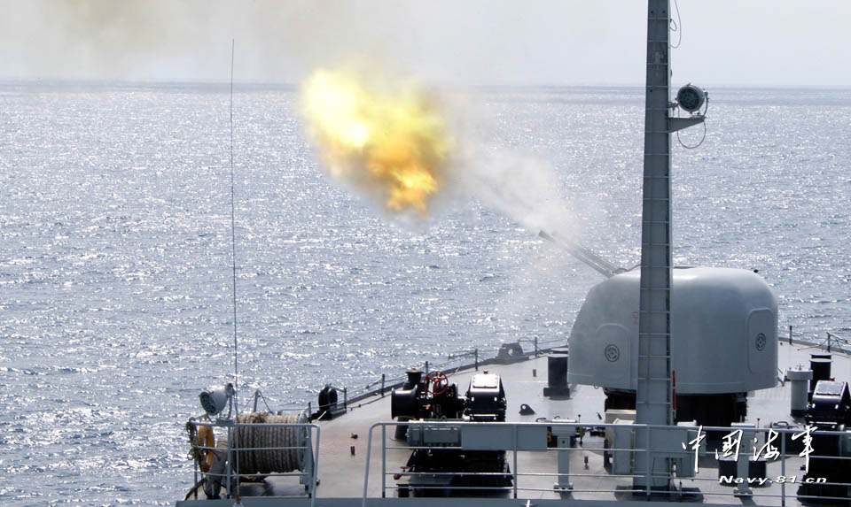 A landing ship brigade under the East Sea Fleet of the Navy of the Chinese People's Liberation Army (PLA) conducts a large-scale landing training recently, which has effectively tested and enhanced ships' overall combat level and emergency handling capability under complex conditions. (navy.81.cn/Li Yeyong, Li Hao, Wu Yajiang)