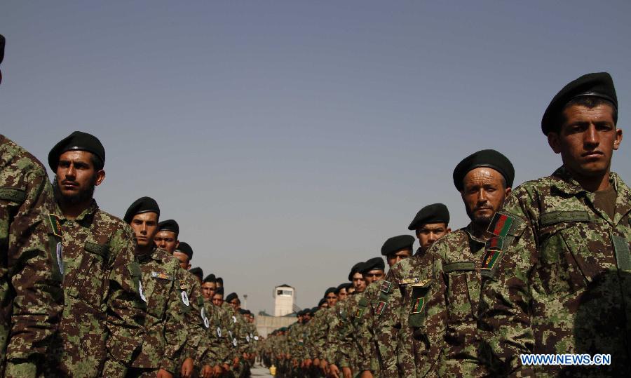 Afghan National Army soldiers attend their graduation ceremony in Kabul, Afghanistan on May 23, 2013. A total of 1600 army soldiers graduated after three months of training in Kabul. (Xinhua/STR) 