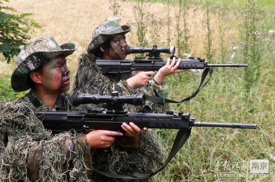 Close view of Chinese female snipers (Source: 81.cn) 