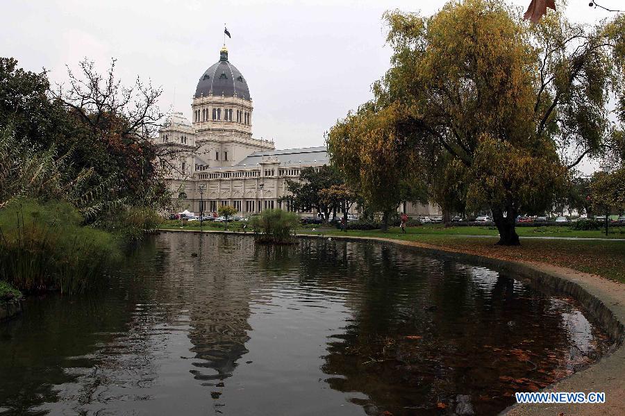 Photo taken on June 12, 2013 shows the Royal Exhibition Building and its surrounding Carlton Gardens in Melbourne, Australia. The Royal Exhibition Building and its surrounding Carlton Gardens were designed for the great international exhibitions of 1880 and 1888 in Melbourne. The Building is constructed of brick and timber, steel and slate. It combines elements from the Byzantine, Romanesque, Lombardic and Italian Renaissance styles. The Royal Exhibition Building and Carlton Gardens were listed by United Nations Educational, Scientific and Cultural Organization (UNESCO) as a world heritage in 2004. (Xinhua/Xu Yanyan) 