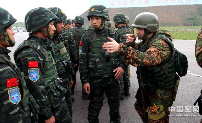 CPAPF, Russia’s Domestic Security Force start joint training. (Chinamil.com.cn/Qiao Tianfu)