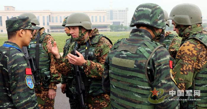 CPAPF, Russia’s Domestic Security Force start joint training. (Chinamil.com.cn/Qiao Tianfu)