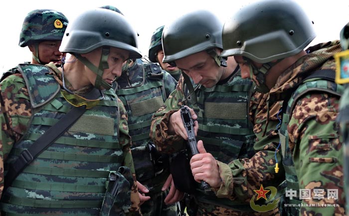 CPAPF, Russia’s Domestic Security Force start joint training. (Chinamil.com.cn/Qiao Tianfu)