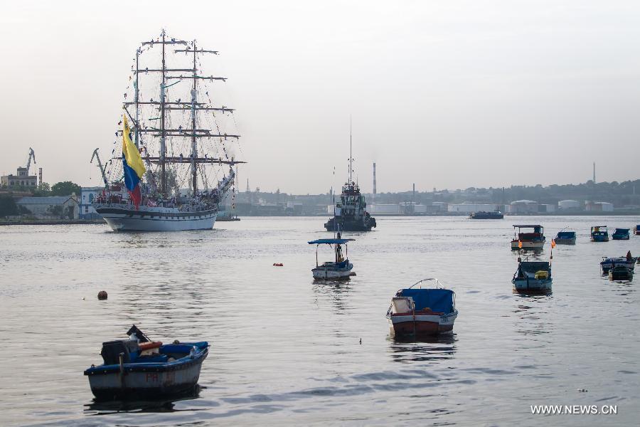 Venezuelan Army School boat Simon Bolivar arrives in Havana, capital of Cuba, June 17, 2013. This is the fourth visit of Simon Bolivar ship to Cuba. (Xinhua/Liu Bin) 