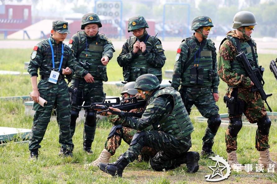 Chinese, Russian special forces in joint training. The 10-day “Cooperation 2013” joint training between the Chinese People’s Armed Police Force (CPAPF) and Russian Domestic Security Force wrapped up in Beijing. (China Military Online/Liu Haishan, Li Guangyin)