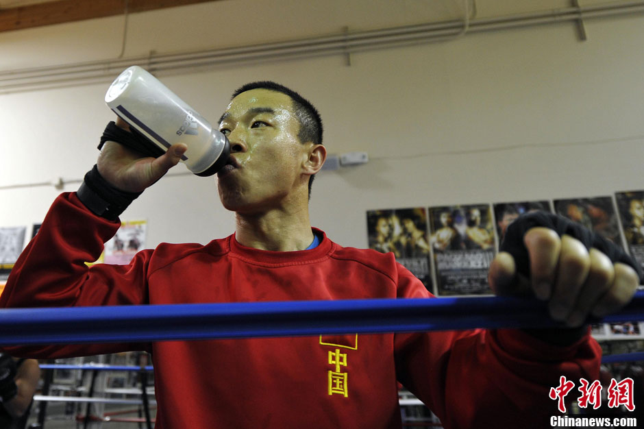 Yang Lianhui is in training. (CNS/Mao Jianjun)