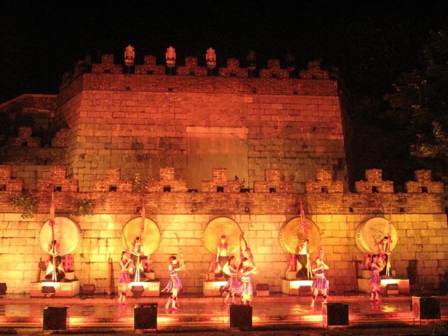 Folk dance performance (CnDG by Jiao Meng)