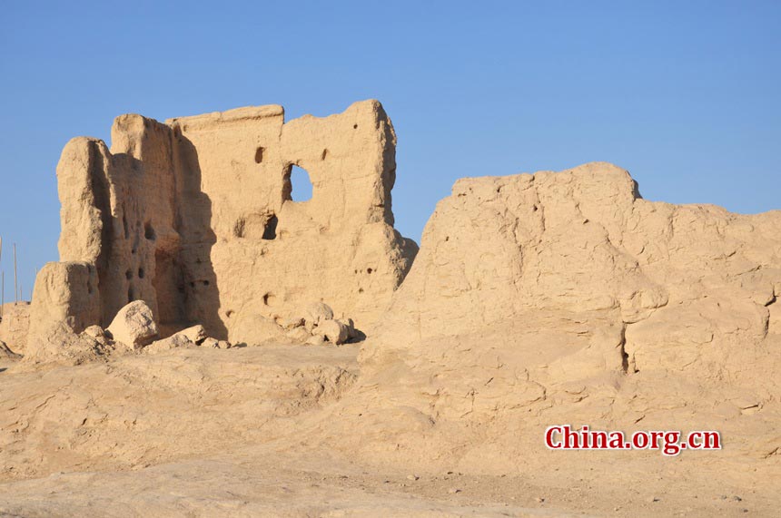 The Ancient City of Jiaohe, also known as Ancient City on Ya'er Lake, is an ancient Chinese archaeological site found in the Yarnaz Valley, 10 km west of the city of Turpan, Xinjiang province. It was a prefecture of the Gaochang during the Sixteen States (304AD-439 AD) and a county of the Gaochang Prefecture after the 14th year (640 AD) of the Zhenguan reign during the Tang Dynasty. (China.org.cn/Chen Xiangzhao)