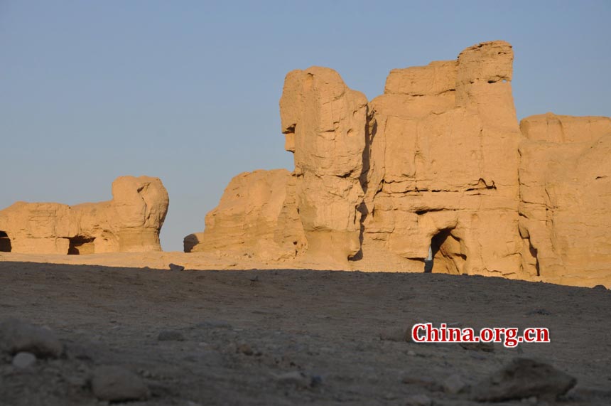 The Ancient City of Jiaohe, also known as Ancient City on Ya'er Lake, is an ancient Chinese archaeological site found in the Yarnaz Valley, 10 km west of the city of Turpan, Xinjiang province. It was a prefecture of the Gaochang during the Sixteen States (304AD-439 AD) and a county of the Gaochang Prefecture after the 14th year (640 AD) of the Zhenguan reign during the Tang Dynasty. (China.org.cn/Chen Xiangzhao)