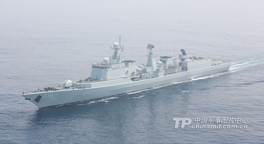 Chinese and Russian warships participating in the China-Russia "Joint Sea-2013" joint naval drill conduct joint escort drill in a designated exercise sea area on July 9, 2013. (China Military Online/Sun Yang) 