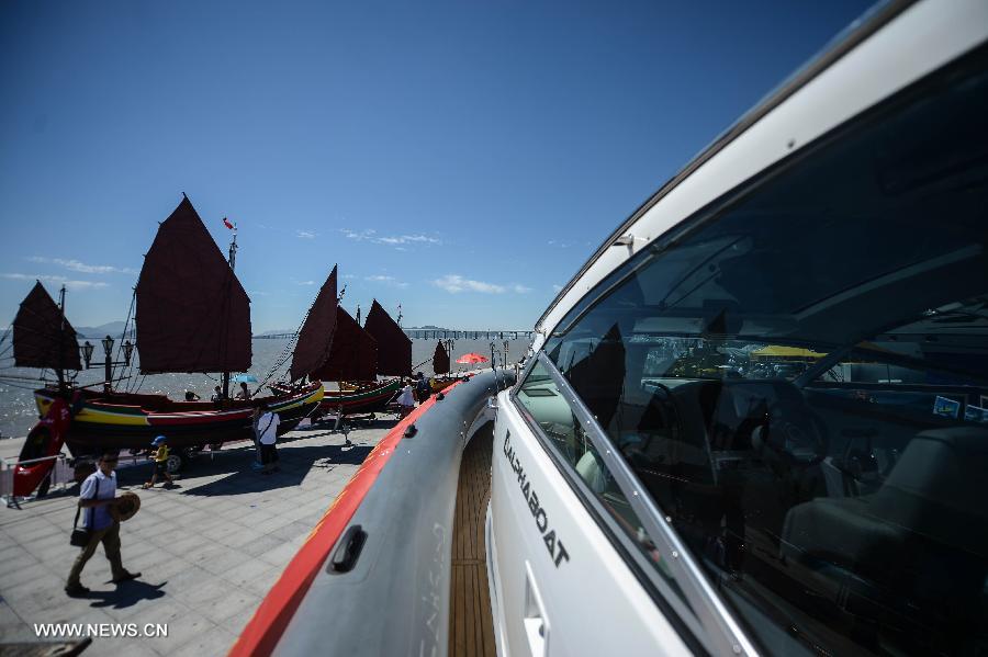 Photo taken on July 11, 2013 shows the exhibition area of the 2013 China (Zhoushan archipelago) International Boat Show in the Putuo District of Zhoushan City, east China's Zhejiang Province. The show kicked off on Thursday. (Xinhua/Xu Yu)