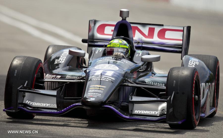 IndyCar Series driver Tony Kanaan of KV Racing Technology races during the qualification of the 2013 Honda Indy Toronto of IndyCar Series in Toronto, Canada, July 12, 2013. (Xinhua/Zou Zheng)