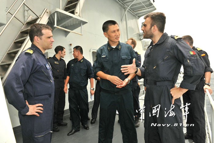 The picture shows the scene of exchange between the commanders of the 14th escort taskforce of the Navy of the Chinese People's Liberation Army (PLAN) and the EU Combined Task Force 465 (CTF-465). (Chinamil.com.cn/ Liang Dong)