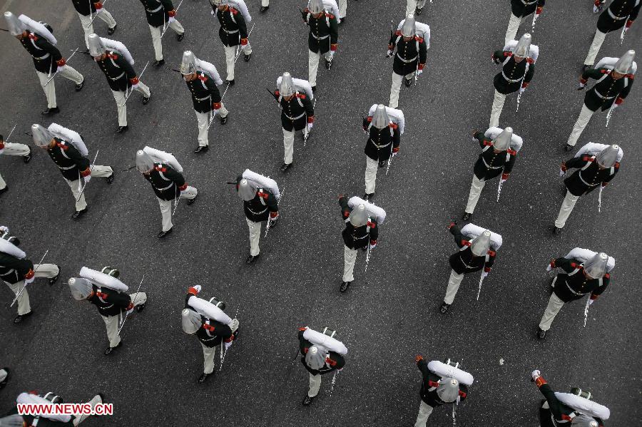 Elements of Colombia's Military Forces participate in the military parade in the framework of the Colombia's Independence Day commemoration, in Bogota, Colombia, on July 20, 2013. The commemoration of the 203rd anniversary of Colombia's Independence includes a homage to the Colombian Army veterans. (Xinhua/Jhon Paz) 