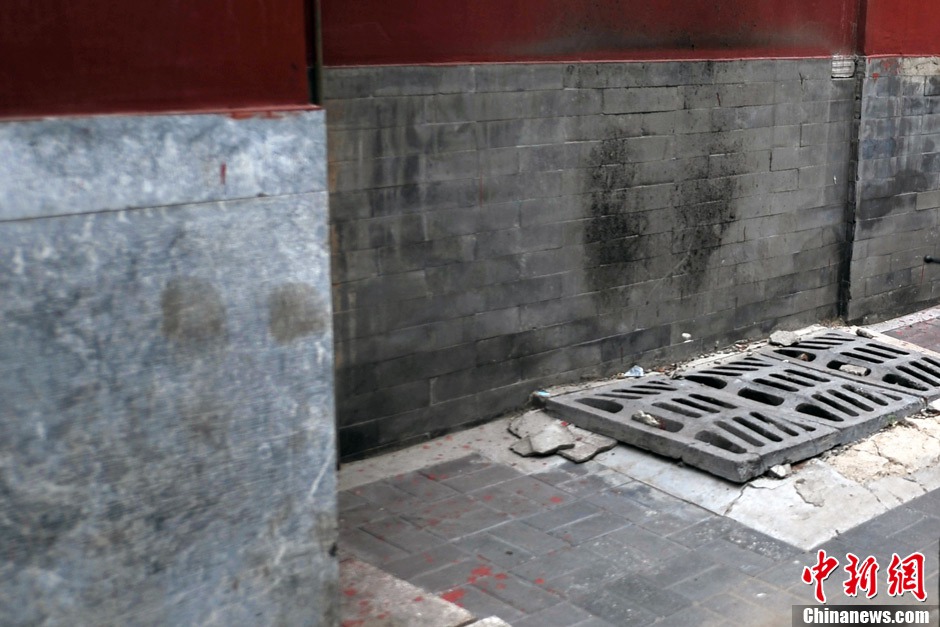 Vents are set outside the temple. (CNS/Jin Shuo)