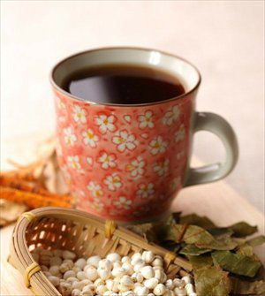 Hong Kong-based Hung Fook Tong offers an assortment of herbal teas. (GT)