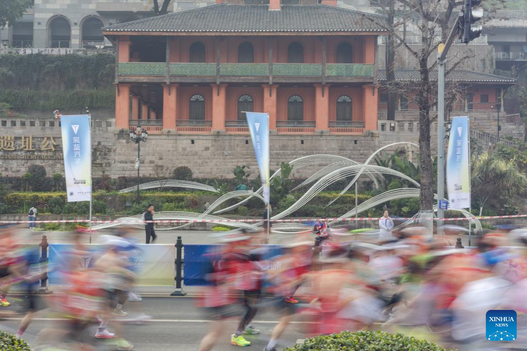 Highlights of 2025 Chongqing Marathon in China