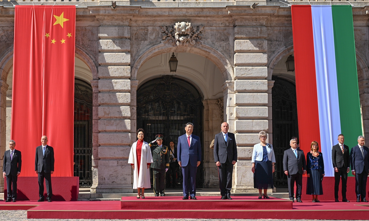 Chinese President Xi Jinping attends a welcome ceremony jointly held by Hungarian President Tamas Sulyok and Prime Minister Viktor Orban in Budapest, Hungary, on May 9, 2024 Photo: Xinhua