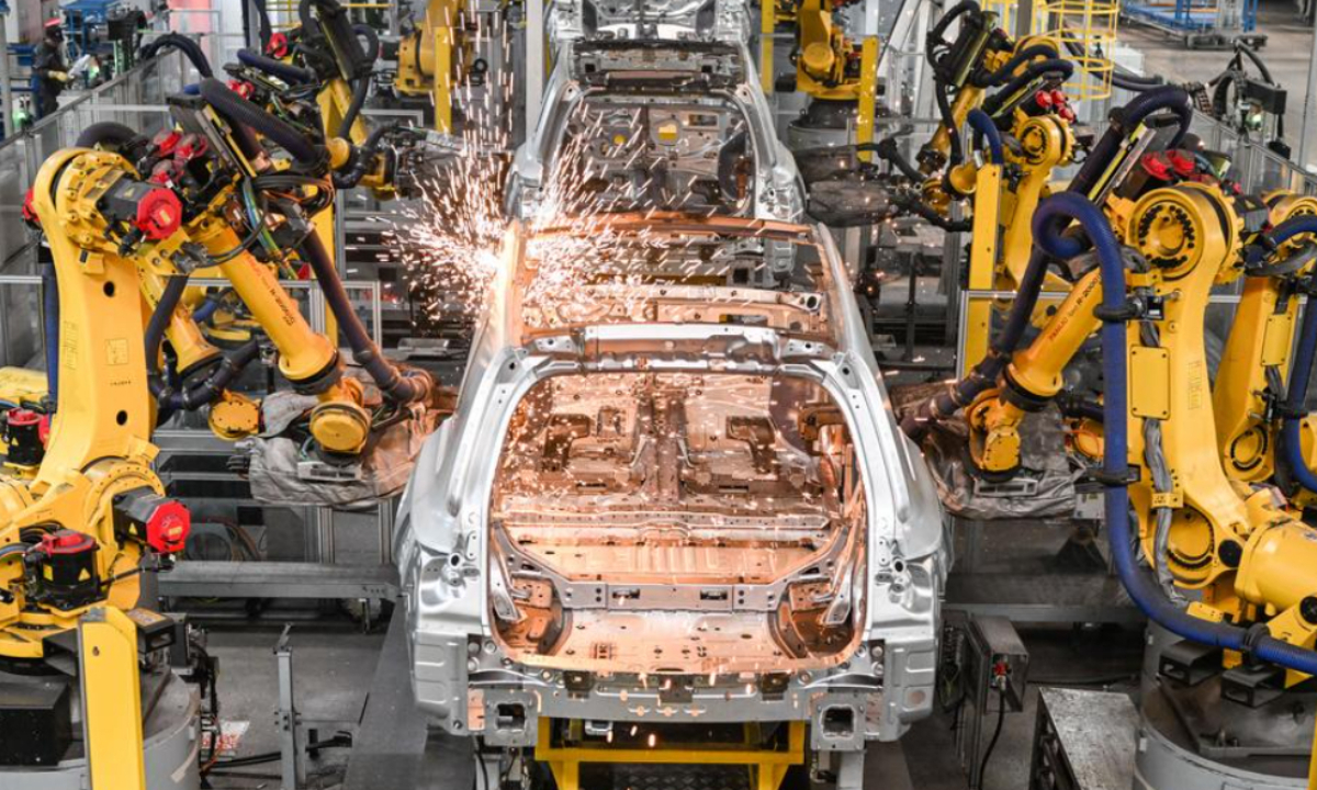 Robots weld bodyshells of cars at a workshop of Chinese electric vehicle (EV) maker Li Auto Inc. in Changzhou, east China's Jiangsu Province, Jan 10, 2024. Photo:Xinhua