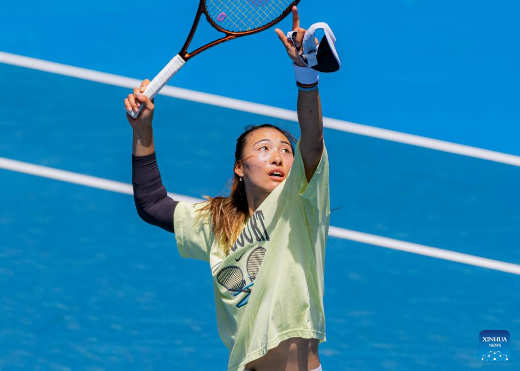 In pics: training session during Australian Open tennis tournament