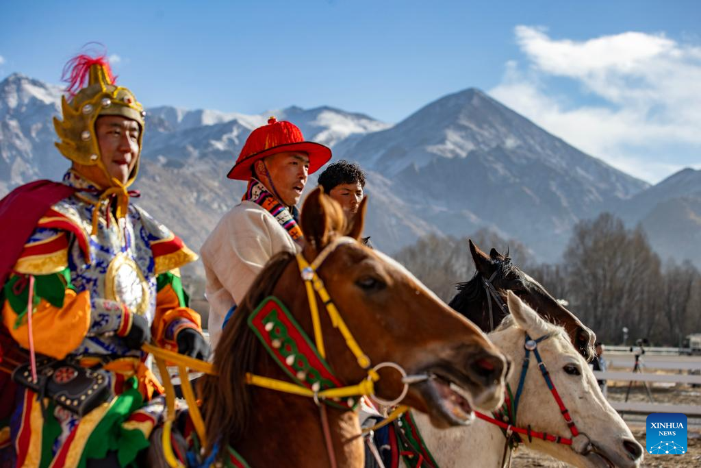 Lhasa hosts equestrian show amid Tibetan New Year celebrations